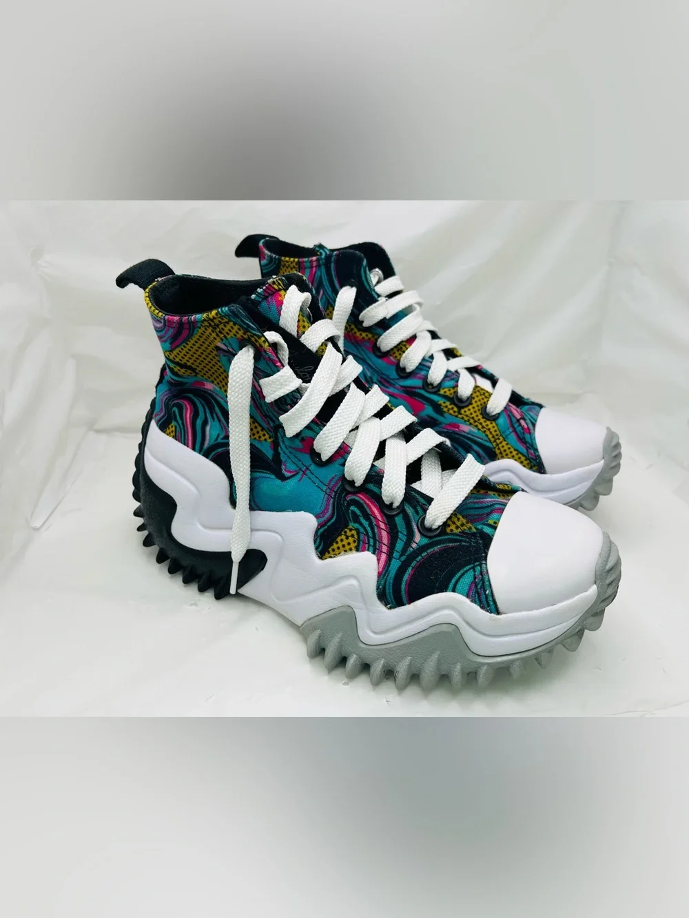 CONVERSE 